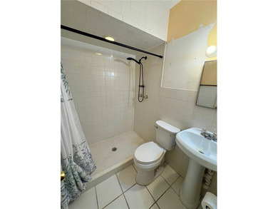 Welcome to 1708 E Main Street, Lakeland, FL! This beautifully - photo 29