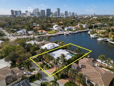 An exceptional waterfront estate in the coveted Rio Vista - photo 29