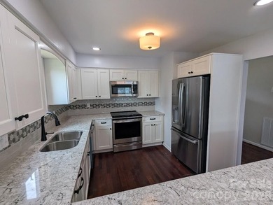 New price improvement!! A beautiful lakefront condo at Moss Lake - photo 10