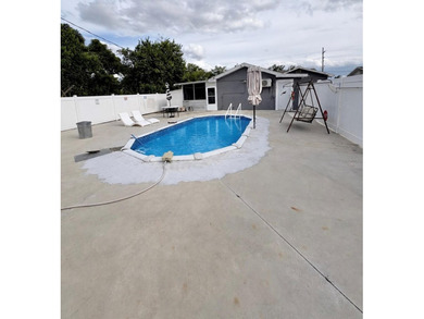 Welcome to 1708 E Main Street, Lakeland, FL! This beautifully - photo 35