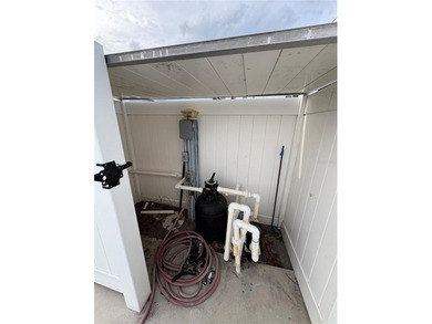 Welcome to 1708 E Main Street, Lakeland, FL! This beautifully - photo 36