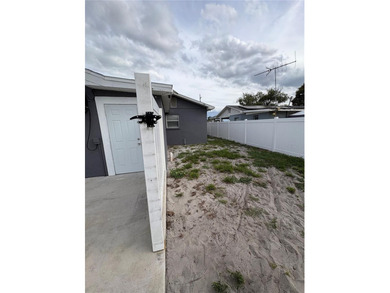 Welcome to 1708 E Main Street, Lakeland, FL! This beautifully - photo 37
