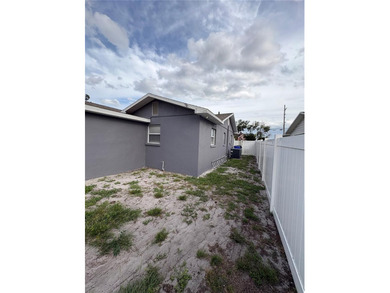 Welcome to 1708 E Main Street, Lakeland, FL! This beautifully - photo 38