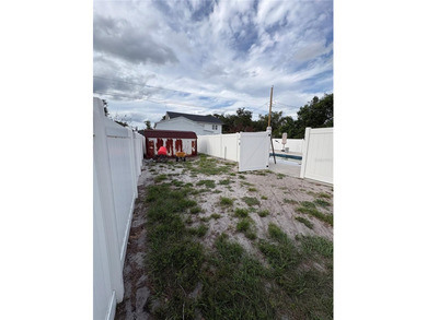 Welcome to 1708 E Main Street, Lakeland, FL! This beautifully - photo 39