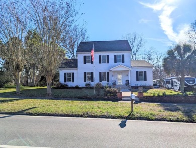 Lake Jackson Home For Sale in Florala Alabama
