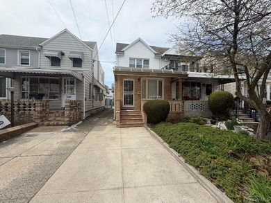 This is a 2 Bedroom, 2 Full Bath Colonial - photo 1
