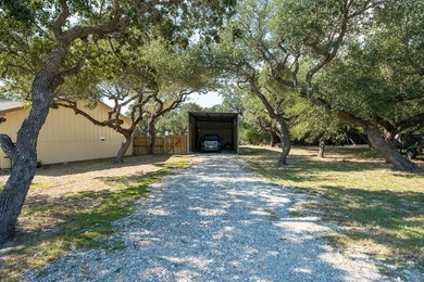 Beautiful One-Owner Coastal Retreat in Rockport/Lamar This - photo 16