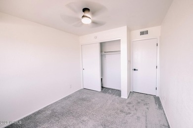 Don't miss this beautifully updated condo with all the amenities - photo 25