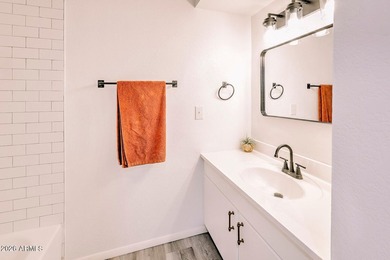 Don't miss this beautifully updated condo with all the amenities - photo 26