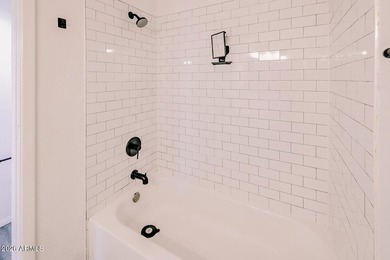 Don't miss this beautifully updated condo with all the amenities - photo 27