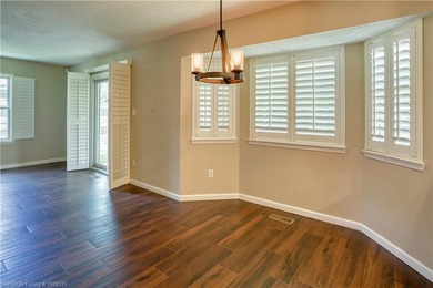 Beautifully updated 4 bedroom, 3 bath home located on a - photo 7