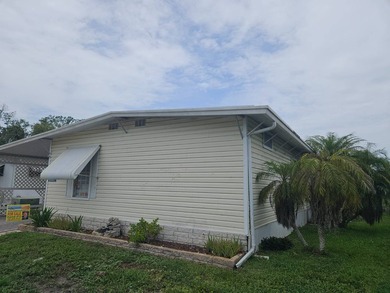 ****Waterfront Homes are a RARE find, and this home is priced to - photo 3