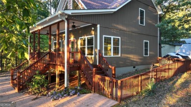 Lake Home For Sale in Fair Play, South Carolina