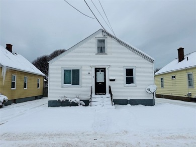 Lake Erie Home For Sale in Erie Pennsylvania