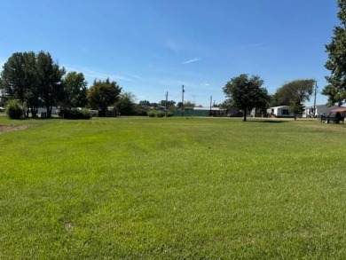 Lake Lot For Sale in Quitman, Texas