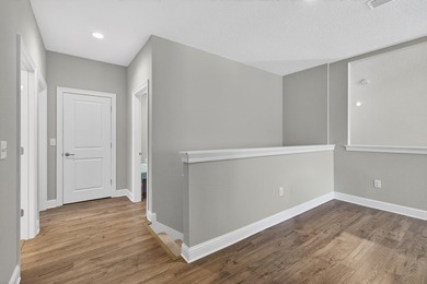 Built by respected local builder Randy Wise Homes, this - photo 21