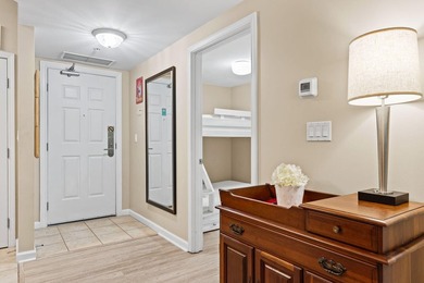 This beautifully updated condo offers an oversized kitchen - photo 23