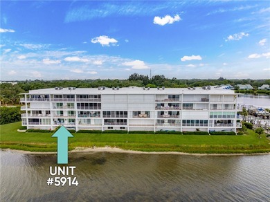 Direct Riverfront Condo, COMPLETE/PERFECT REMODEL, Deeded Boat - photo 3