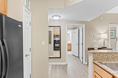 This beautifully updated condo offers an oversized kitchen - photo 24