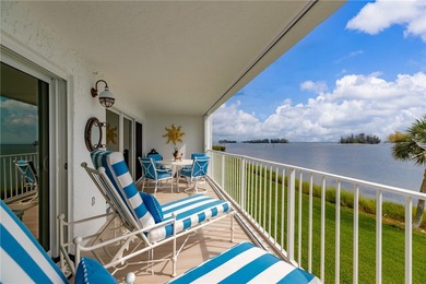 Direct Riverfront Condo, COMPLETE/PERFECT REMODEL, Deeded Boat - photo 7