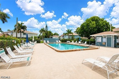 Welcome home to this charming two-bedroom, one-and-a-half-bath - photo 34