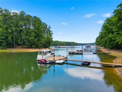 Beautiful End Unit Townhome walking distance to Lake Lanier with - photo 5