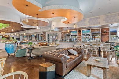 This beautifully updated condo offers an oversized kitchen - photo 47