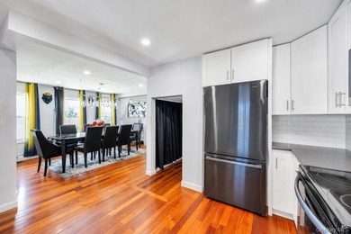 Welcome to 573 Miller Avenue, Freeport, NY - A beautiful and - photo 19
