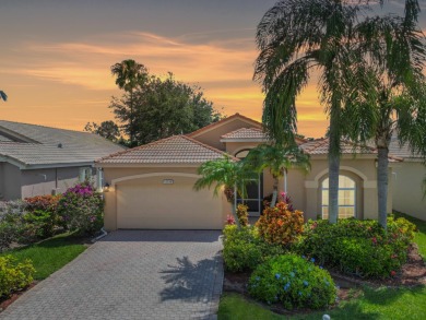 Lake Home For Sale in Boynton Beach, Florida