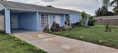 FIRST TIME HOME BUYER or GREAT RENTAL INVESTMENT POTENTIAL. This - photo 2