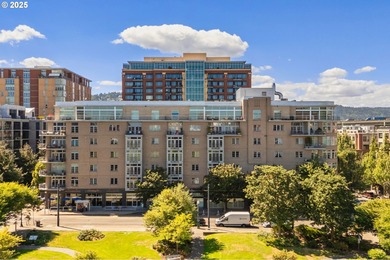 (private lake, pond, coastal) Condo For Sale in Portland Oregon