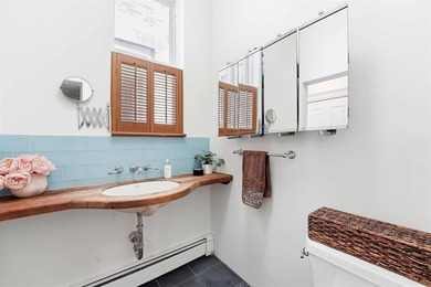 Spacious and bright uptown 2-bedroom, 1-bath home featuring high - photo 5