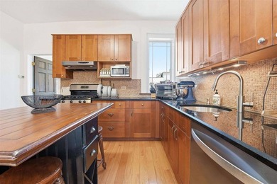 Spacious and bright uptown 2-bedroom, 1-bath home featuring high - photo 7