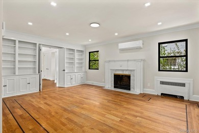 Welcome to this beautifully renovated GEM, This sun-drenched - photo 7