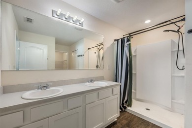 Short Sale. SHORT SALE! Priced to sell! Property being sold AS - photo 17