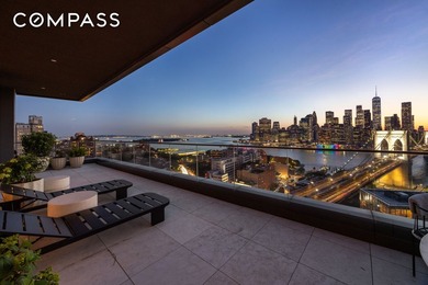 With cinematic views spanning the Brooklyn Bridge, Manhattan - photo 18