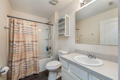 Short Sale. SHORT SALE! Priced to sell! Property being sold AS - photo 29