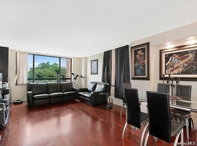 Enjoy carefree living with stunning water views in this - photo 3