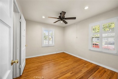 This corner lot, 3 Bedroom, 2 and 1/2 bath is in the popular Los - photo 37