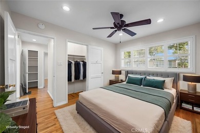 This corner lot, 3 Bedroom, 2 and 1/2 bath is in the popular Los - photo 46