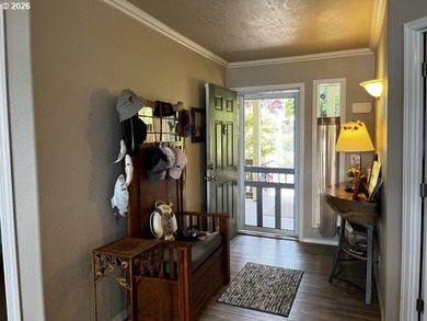 Experience the beauty of lakefront living with this exceptional - photo 9