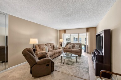 Beautiful condo in the highly south after Poinciana Gardens 55+ - photo 11