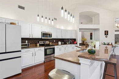 Welcome to the highly sought-after gated community of Breakaway - photo 12