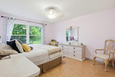 Welcome to the highly sought-after gated community of Breakaway - photo 20