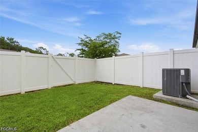 Well Maintained 3 Bedroom 2 1/2 Bath Townhome located in the - photo 22