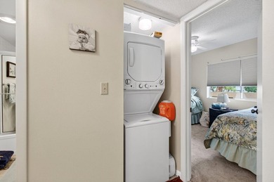 Beautiful condo in the highly south after Poinciana Gardens 55+ - photo 32