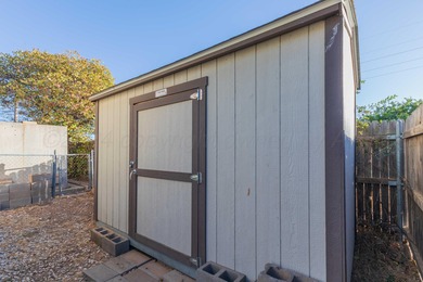 MOTIVATED SELLER! 3 Bedroom, 3 Bath Home in Windmill Acres has 2