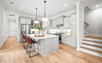The Branford seamlessly blends Lowcountry charm with modern - photo 4
