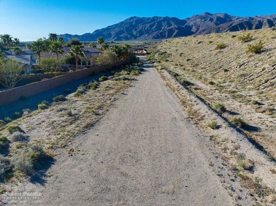 Well located with breathtaking views of the Santa Rosa Mountains - photo 12