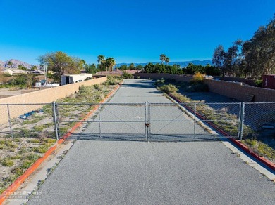 Well located with breathtaking views of the Santa Rosa Mountains - photo 13